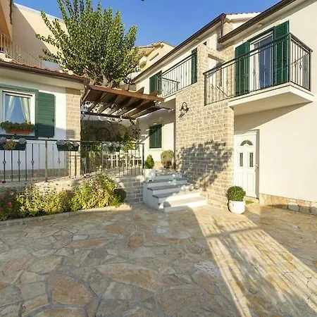Ferienhaus Family Friendly House With A Swimming Pool Velika Glava, Krka - 26976 Skradin